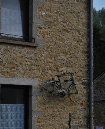 velo sur facade